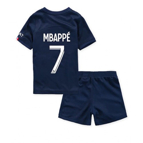 Paris Saint-Germain Kylian Mbappe #7 Hjemmedraktsett Barn 2022-23 Kortermet (+ Korte bukser) Paris Saint-Germain Kylian Mbappe #7 Hjemmedraktsett Barn 2022-23 Kortermet (+ Korte bukser)